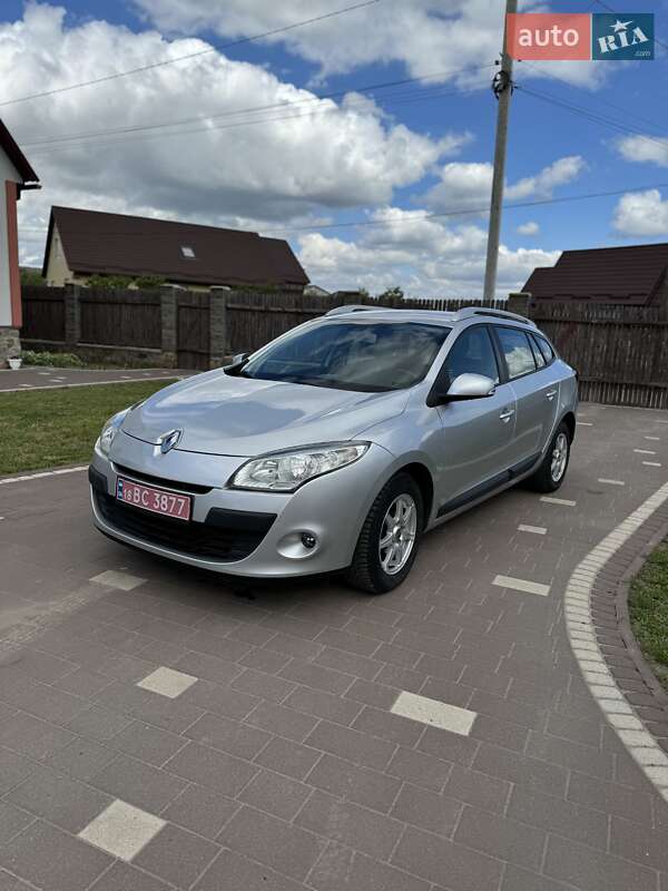 Універсал Renault Megane 2012 в Сарнах