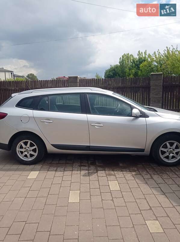 Універсал Renault Megane 2012 в Сарнах