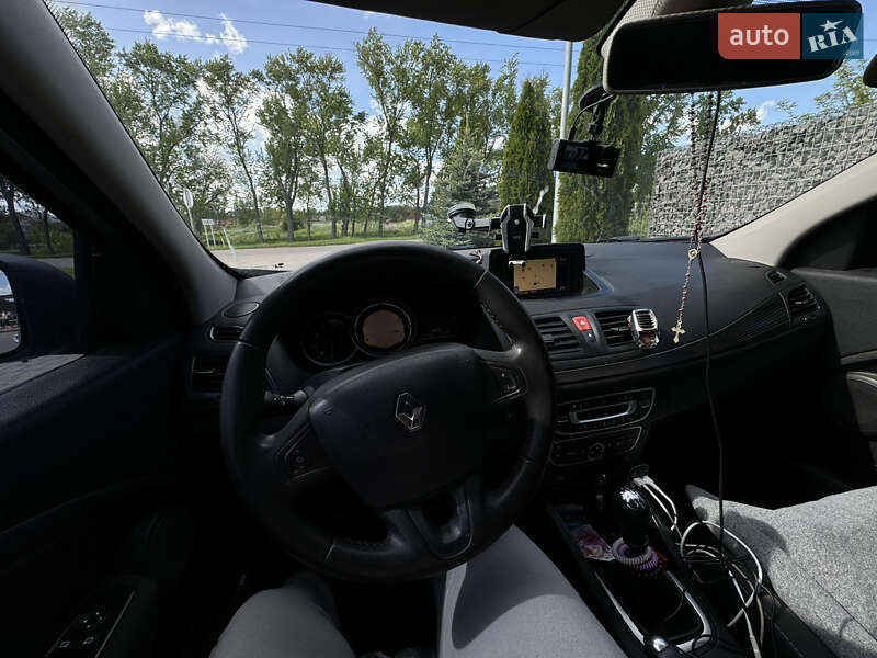 Хетчбек Renault Megane 2010 в Самборі фото 11 Хетчбек Renault Megane 2010 в Самборі