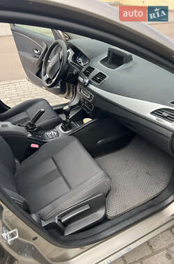 Универсал Renault Megane 2012 в 