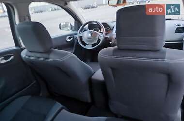 Хэтчбек Renault Megane 2008 в 