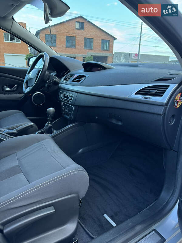 Хетчбек Renault Megane 2010 в Кропивницькому