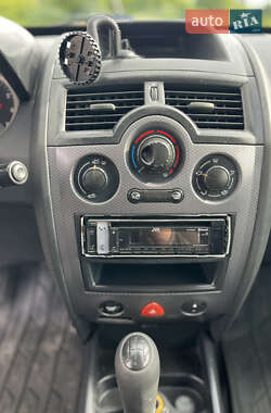 Универсал Renault Megane 2004 в 