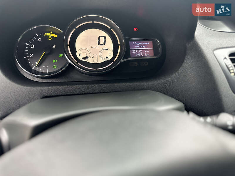 Універсал Renault Megane 2012 в Дубні фото 21 Універсал Renault Megane 2012 в Дубні