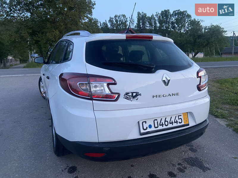 Универсал Renault Megane 2012 в Косове
