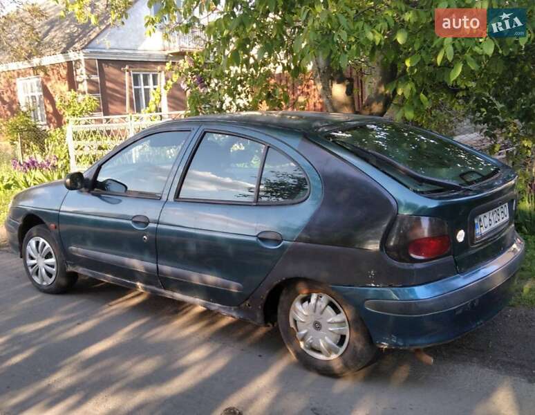 Хэтчбек Renault Megane 1996 в Киверцах фото 4 Хэтчбек Renault Megane 1996 в Киверцах