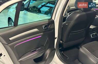 Седан Renault Megane 2018 в 