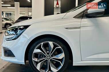 Седан Renault Megane 2018 в 