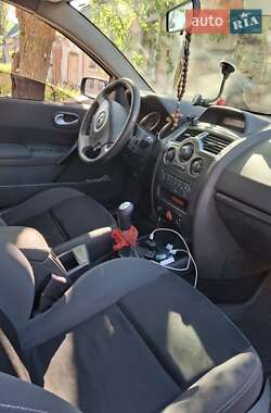 Хэтчбек Renault Megane 2008 в 