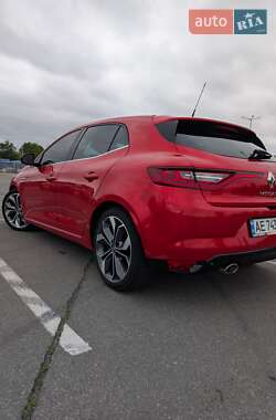 Хэтчбек Renault Megane 2018 в 