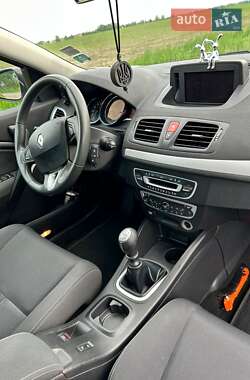 Хетчбек Renault Megane 2009 в 