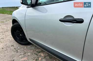 Хетчбек Renault Megane 2009 в 