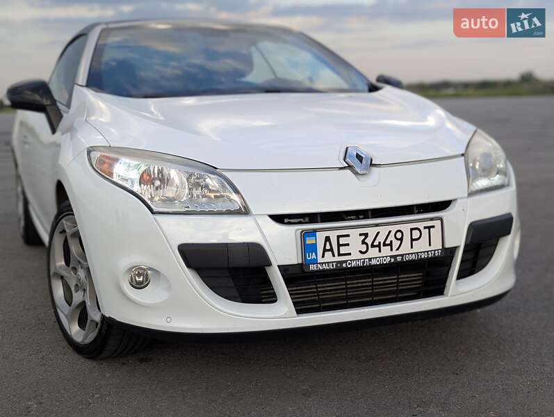 Кабриолет Renault Megane 2010 в Днепре