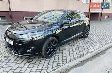 Купе Renault Megane 2009 в 