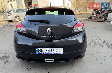 Купе Renault Megane 2009 в 