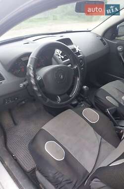 Хэтчбек Renault Megane 2006 в 