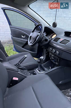 Хэтчбек Renault Megane 2009 в 