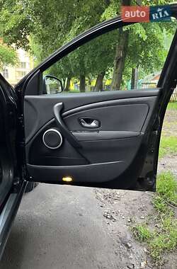 Универсал Renault Megane 2010 в 
