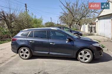 Универсал Renault Megane 2010 в 