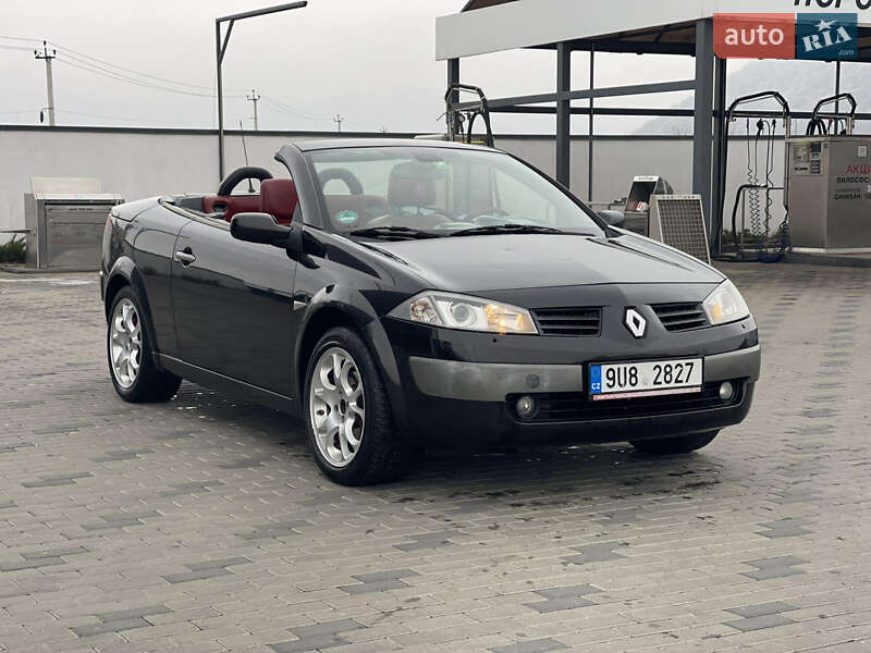 Кабриолет Renault Megane 2005 в 