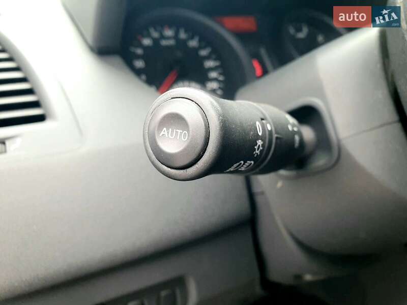 Седан Renault Megane 2004 в Миколаєві