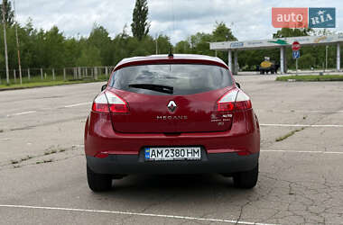 Хэтчбек Renault Megane 2014 в 