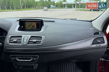 Хэтчбек Renault Megane 2014 в 