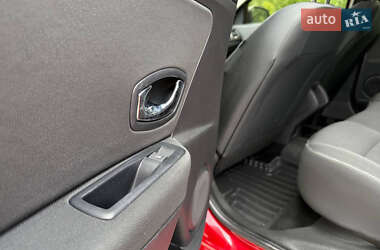 Хэтчбек Renault Megane 2014 в 