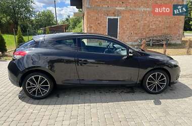 Купе Renault Megane 2010 в 