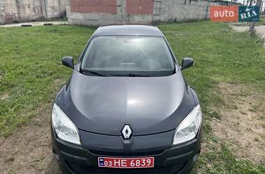 Хэтчбек Renault Megane 2010 в 