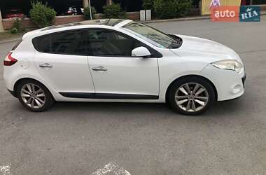Хэтчбек Renault Megane 2010 в 