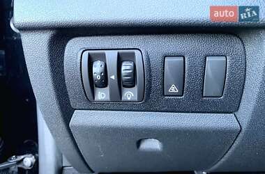 Хэтчбек Renault Megane 2011 в 