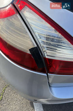 Хэтчбек Renault Megane 2011 в 