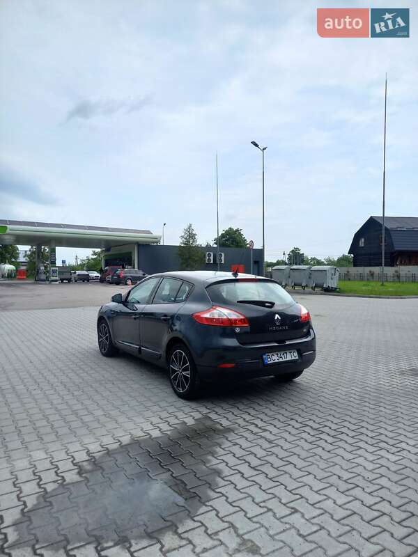 Хэтчбек Renault Megane 2013 в Буске