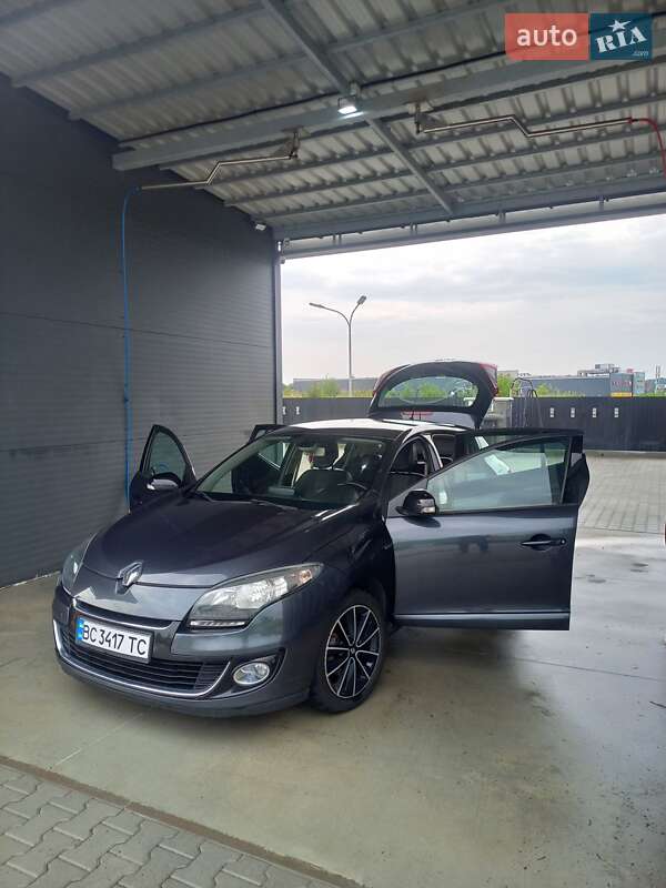 Хэтчбек Renault Megane 2013 в Буске
