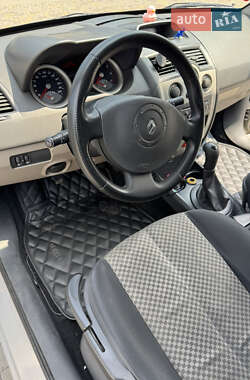 Универсал Renault Megane 2005 в 