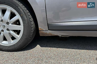 Хэтчбек Renault Megane 2011 в 