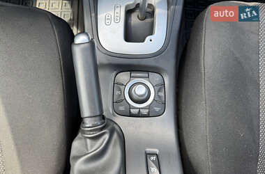 Хэтчбек Renault Megane 2011 в 