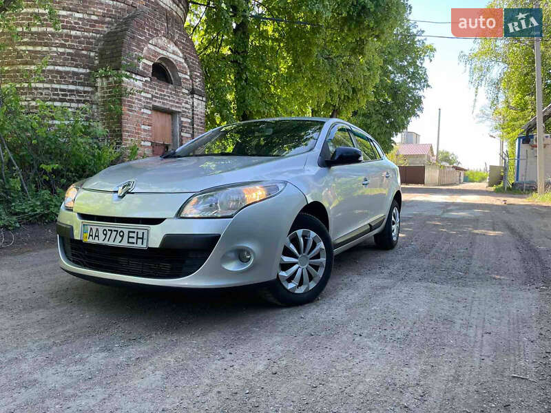 Універсал Renault Megane 2010 в Чернігові