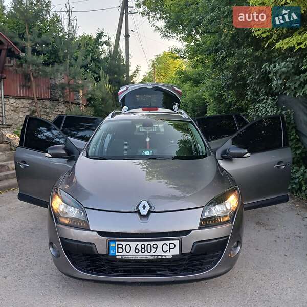 Універсал Renault Megane 2011 в Тернополі