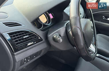 Универсал Renault Megane 2011 в 