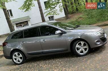 Универсал Renault Megane 2010 в 