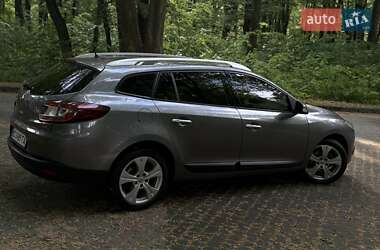 Универсал Renault Megane 2010 в 