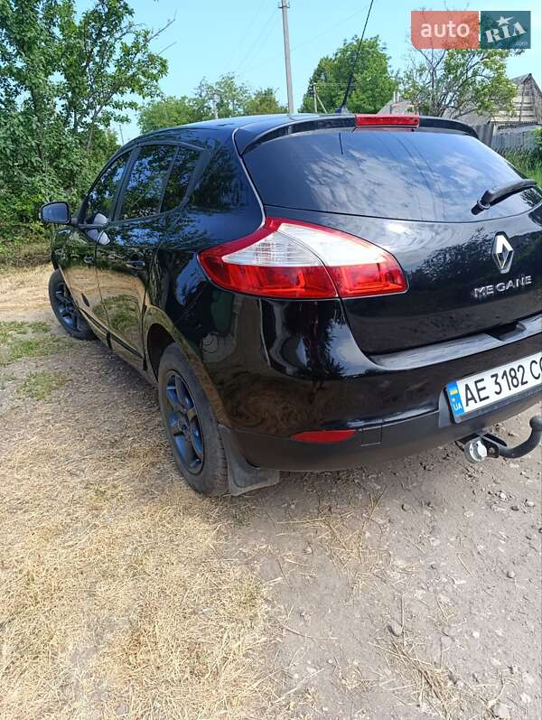 Хетчбек Renault Megane 2014 в П'ятихатках