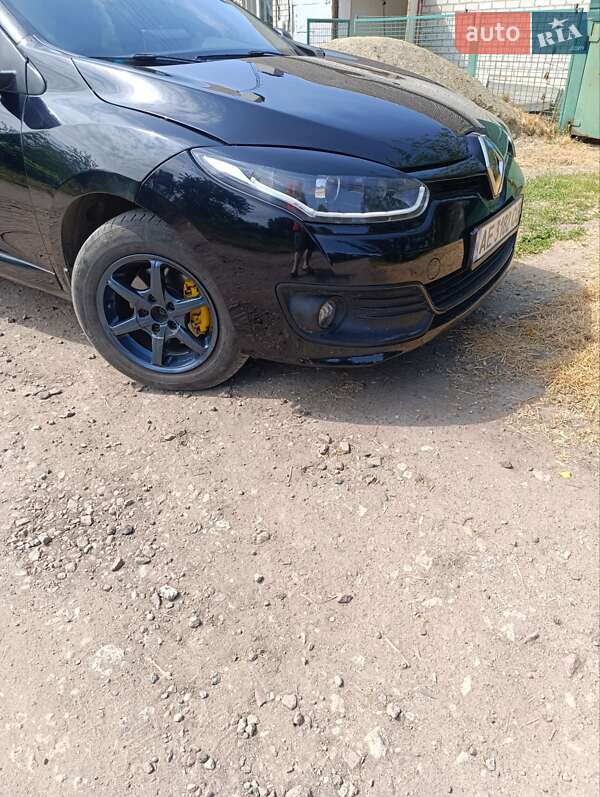 Хетчбек Renault Megane 2014 в П'ятихатках