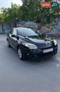 Хэтчбек Renault Megane 2009 в 