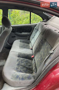 Хэтчбек Renault Megane 1997 в 