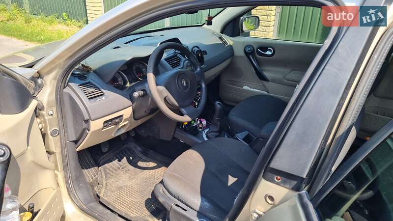 Седан Renault Megane 2006 в Броварах фото 21 Седан Renault Megane 2006 в Броварах
