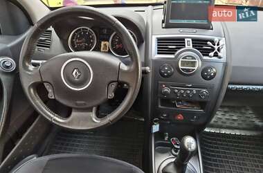 Хэтчбек Renault Megane 2008 в 