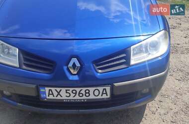 Хэтчбек Renault Megane 2006 в 